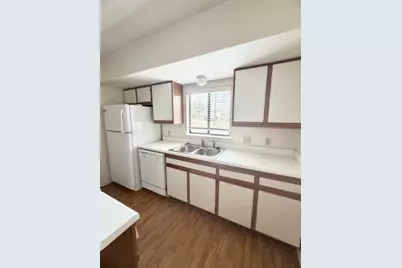 728 W San Antonio Street #108B, Lockhart, TX 78644 - Photo 6