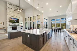 1647 Bussola, New Braunfels, TX 78132 - Photo 10