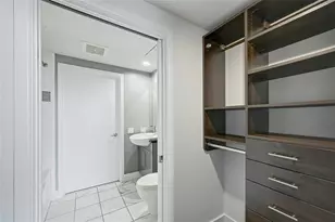300 Bowie St, Austin, TX 78703 - Photo 14