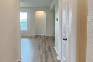 6229 Mantalcino Dr, Round Rock, TX 78665 - Photo 2