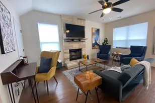 6201 Grover Ave, Austin, TX 78757 - Photo 2