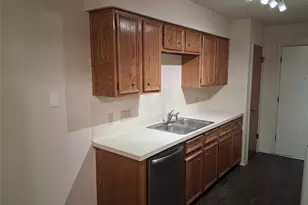 703 Rollingway Dr, Round Rock, TX 78681 - Photo 2