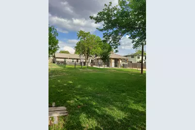 209 Green Pasture, Hutto, TX 78634 - Photo 32