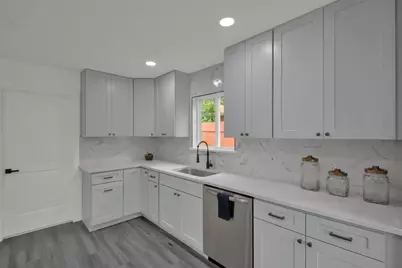 1408 Fairfield Drive, Austin, TX 78758 - Photo 8