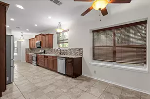 304 Marigold Ln, Cedar Park, TX 78613 - Photo 10