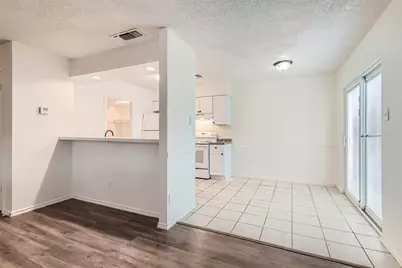 5616 Emerald Forest Drive #121, Austin, TX 78745 - Photo 6