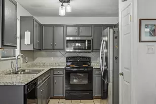 2401 Smith Branch Blvd, Georgetown, TX 78626 - Photo 8