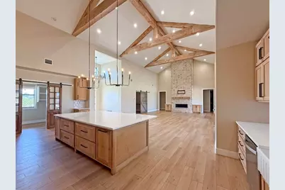 1215 Private Road 7039, Lexington, TX 78947 - Photo 2