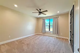 1215 Private Rd 7039, Lexington, TX 78947 - Photo 10