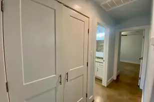 300 Pendergrass St, Smithville, TX 78957 - Photo 6