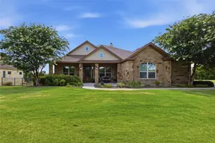 224 Whitney Woods Cir, Georgetown, TX 78633 - Photo 2