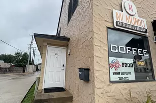 106 S Mays St, Round Rock, TX 78664 - Photo 2