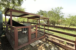 10260 Twin Lake Loop, Dripping Springs, TX 78620 - Photo 32
