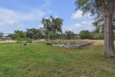 700 Billie Brooks Lane, Driftwood, TX 78619 - Photo 30