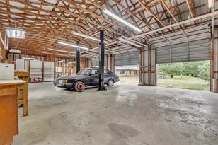 700 Billie Brooks Ln, Driftwood, TX 78619 - Photo 34