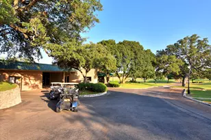 11125 Pinehurst Dr, Austin, TX 78747 - Photo 14