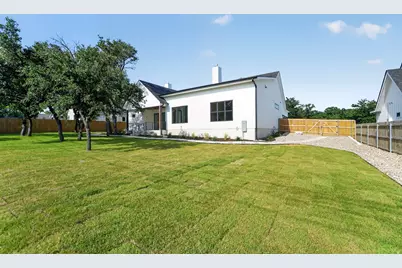 2141 Stone Meadow, Fredericksburg, TX 78624 - Photo 36