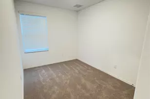 13336 Illumination Rd, Elgin, TX 78621 - Photo 10