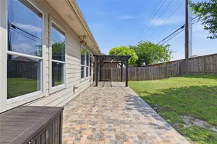 1271 Stone Rim Loop, Buda, TX 78610 - Photo 36