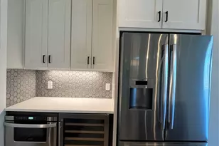 2105 Greenwood Ave, Austin, TX 78723 - Photo 10