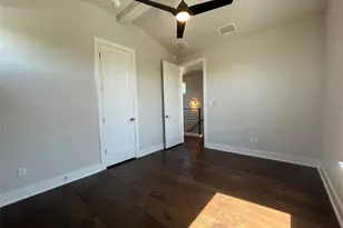 2105 Greenwood Ave, Austin, TX 78723 - Photo 16