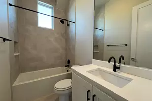 2105 Greenwood Ave, Austin, TX 78723 - Photo 18