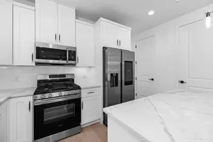 5305 Ledesma Rd, Austin, TX 78721 - Photo 14