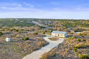 769 Three Creeks Dr, Bertram, TX 78605 - Photo 14