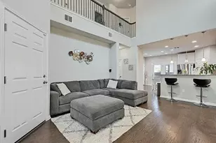 906 Boatswain Wy, Austin, TX 78748 - Photo 2