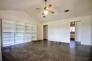 211 Hwy 29, Llano, TX 78643 - Photo 10