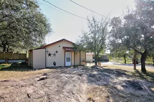 211 Hwy 29, Llano, TX 78643 - Photo 22