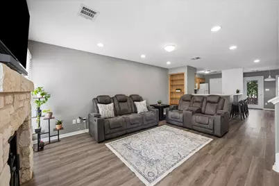 6900 E Riverside Drive #31, Austin, TX 78741 - Photo 2