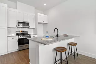 1811 Webberville Rd, Austin, TX 78721 - Photo 2