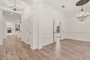 6409 Salcon Cliff Dr, Austin, TX 78749 - Photo 6