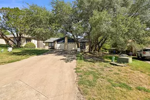 275 Mooring Cir, Lakeway, TX 78734 - Photo 4