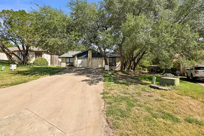 275 Mooring Circle #B, Lakeway, TX 78734 - Photo 4