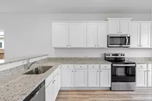 14709 Eagles Claw Wy, Elgin, TX 78621 - Photo 2