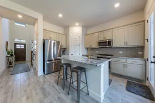 2812 Sebring Cir, Austin, TX 78747 - Photo 6