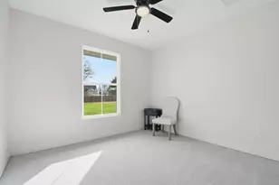 105 Laumaia Ln, Bastrop, TX 78602 - Photo 26