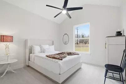 105 Laumaia Lane, Bastrop, TX 78602 - Photo 20