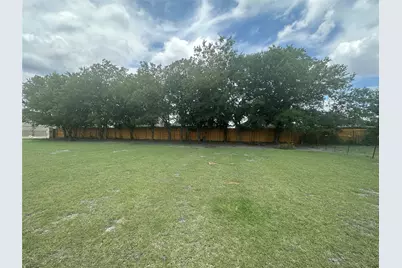 1437 Heidenreich Lane, Uhland, TX 78640 - Photo 8