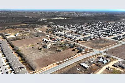 1437 Heidenreich Lane, Uhland, TX 78640 - Photo 34