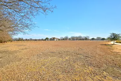 1437 Heidenreich Lane, Uhland, TX 78640 - Photo 16