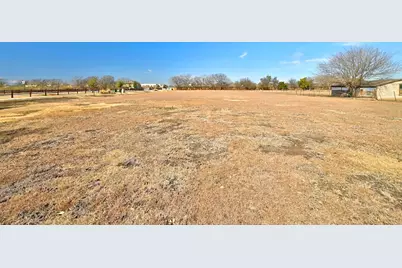 1437 Heidenreich Lane, Uhland, TX 78640 - Photo 16