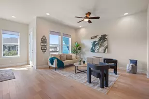 2510 Doc Reeves St, Austin, TX 78723 - Photo 8