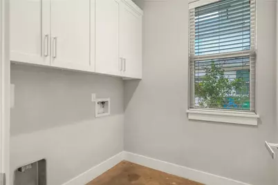 703 E 49th Street #B, Austin, TX 78751 - Photo 8