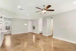 703 E 49th St, Austin, TX 78751 - Photo 6