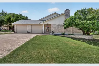 700 Rogart Drive, Spicewood, TX 78669 - Photo 2