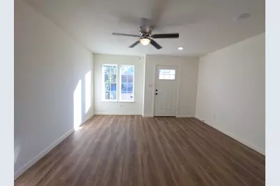 2002 W 2nd Street #500, Taylor, TX 76574 - Photo 6