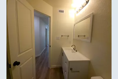 2002 W 2nd Street #500, Taylor, TX 76574 - Photo 12